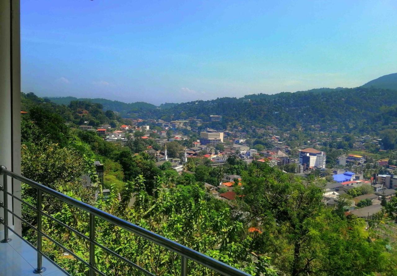 Sky Valley Hotel Kandy Kültér fotó