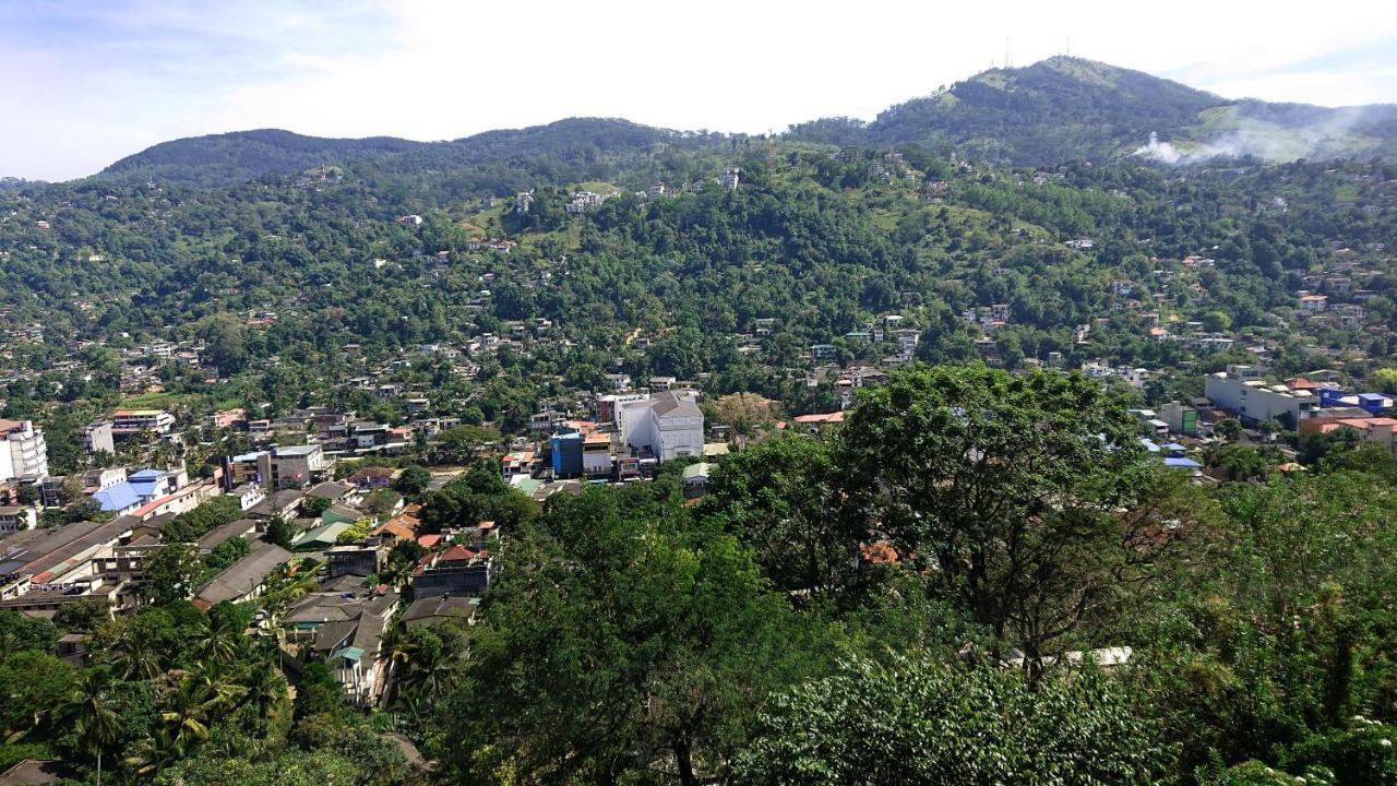 Sky Valley Hotel Kandy Kültér fotó